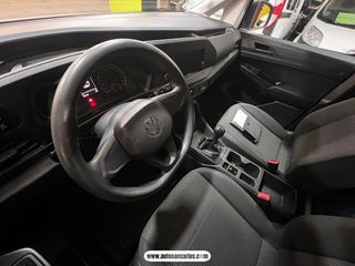 EXCELENTE VOLKSWAGEN CADDY,2 AÑOS DE GARANTIA