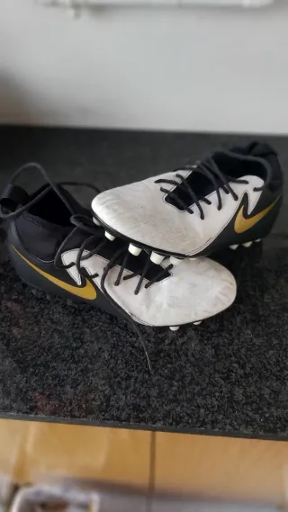 Zapatillas Fútbol Nike Phantom Luna Doradas