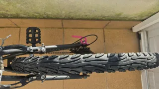 Bicicleta Btwin Negra con Diseño