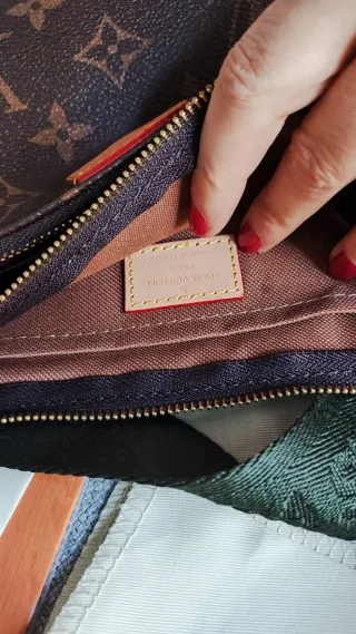 Louis Vuitton Multi Pochette Accessoires