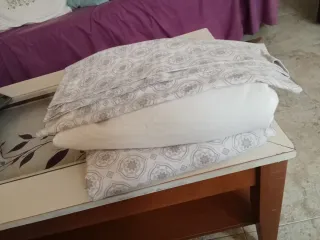 Juego de sábanas gris y blanco cama 1,35