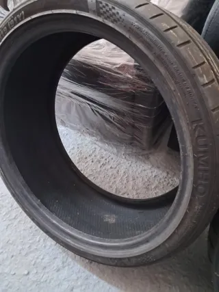 Pack 2 Neumáticos Kumho Ecsta 235/35 R19 91Y