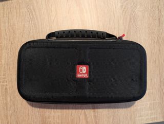 Nintendo Switch V1 (2017) XAJ + 4 Joy-Cons + Extra