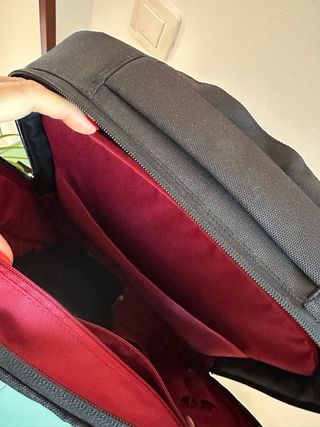 Mochila Belkin Slim para portátil (hasta 17”)