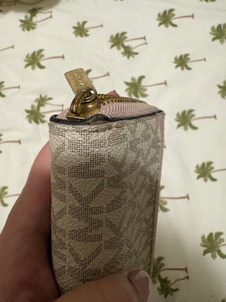 Monedero Michael Kors Beige y Rosa