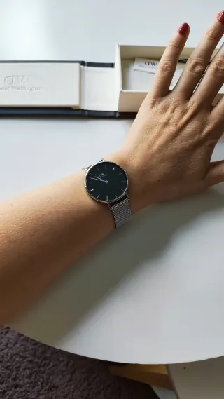 Reloj Daniel Wellington Petite Sterling Negro