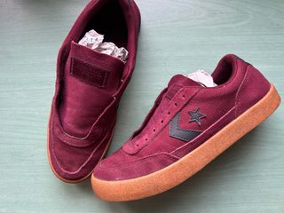 Zapatillas Converse Bajas Burdeos Goma