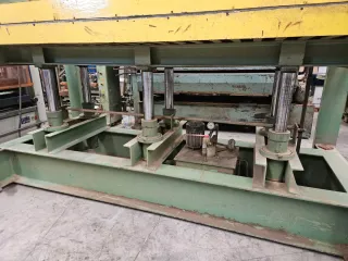 MAQUINARIA CARPINTERIA