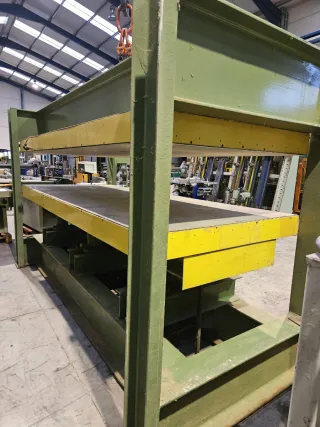 MAQUINARIA CARPINTERIA