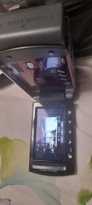 Videocámara JVC Everio 30GB HDD Roja