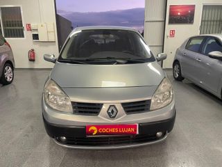 Renault Grand Scenic 2004