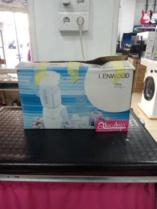 Robot de cocina Kenwood FP180