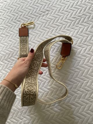 Cadena bolso Loewe beige