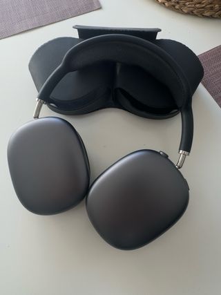AirPods Max gris espacial - Poco Uso