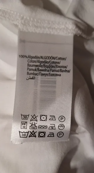 T-shirt NUKUTAVAKE con stampa cavallo