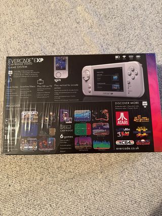 Consola Evercade EXP con juegos Capcom