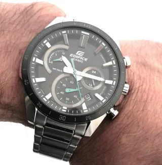 Reloj Casio EFR-573DW Cronografo nuevo si usar.