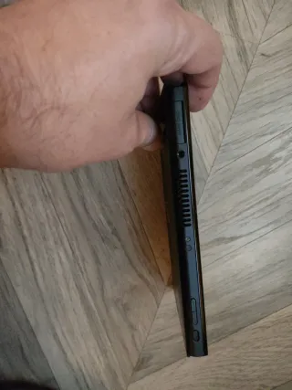 Nintendo Switch OLED para reparar o piezas.