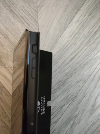 Nintendo Switch OLED para reparar o piezas.