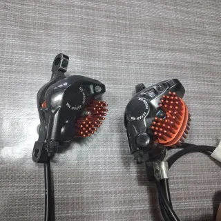 Frenos Shimano XT m8000