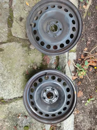 Juego 4 llantas hierro 15"