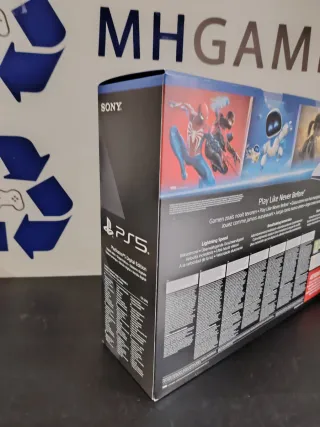 PS5 Digital Edition 825GB Precintada