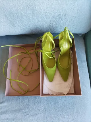 Zapatos de salón talla 39