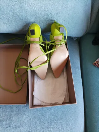 Zapatos de salón talla 39