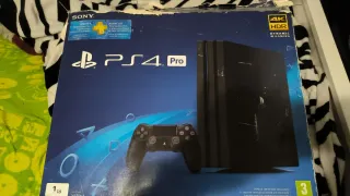 PS4 Pro + Soporte + 2 Mandos + Juegos