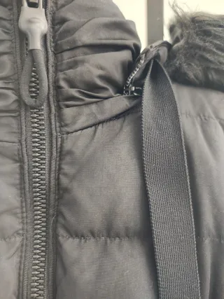 Abrigo de plumas Zara negro