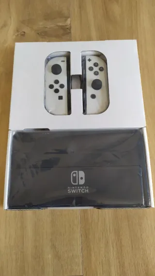 Nintendo Switch OLED Bianca