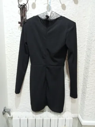 Vestido mini fiesta negro con pedrería