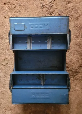 Caja de herramientas Heco metálica vintage