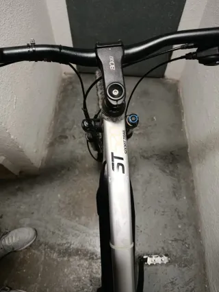 Bicicleta eléctrica Rockrider eST520