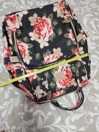 Mochila VSNOON floral negra multicolor