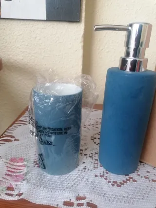 Dispensador jabón y vaso azul