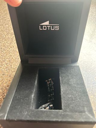 Reloj Lotus Mujer Plata y Blanco