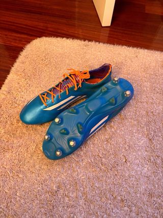 Adizero f50 fg de Leonardo Bittencourt