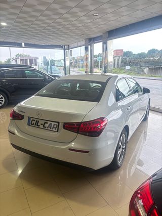Mercedes-Benz A180d *SEDÁN* 2.0 2021