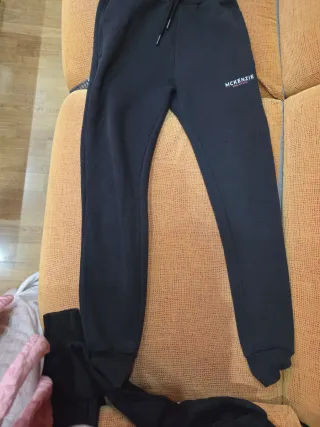 Conjunto McKenzie Negro