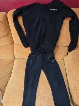 Conjunto McKenzie Negro