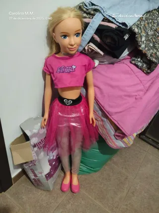 Muñeca tamaño XXL  Giselle de las ratitas Youtuber