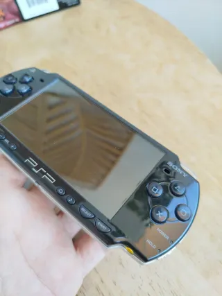 PSP Slim edizione God of War Chains of Olympus come nuova