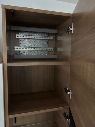 Vitrina Comedor Madera y Cristal