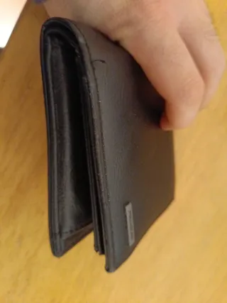 Cartera Pull&Bear negra