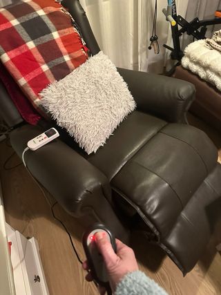 Sillón Masaje y Elevador Cuero