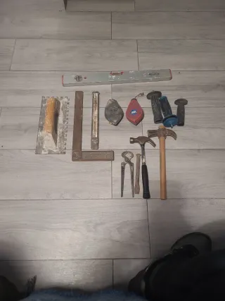 Lote de herramientas de construcción