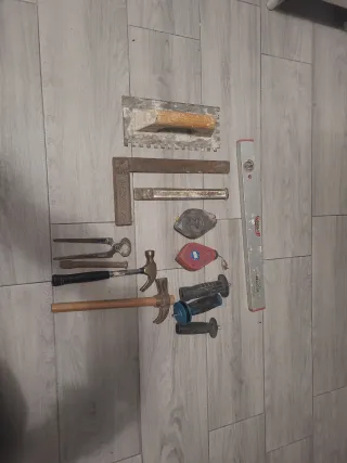 Lote de herramientas de construcción