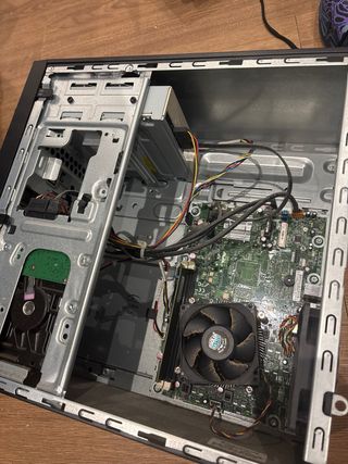 HP 110 Ordenador de Sobremesa Negro