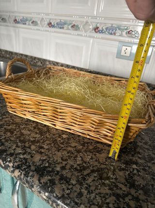 Cesta de mimbre mediana para setas